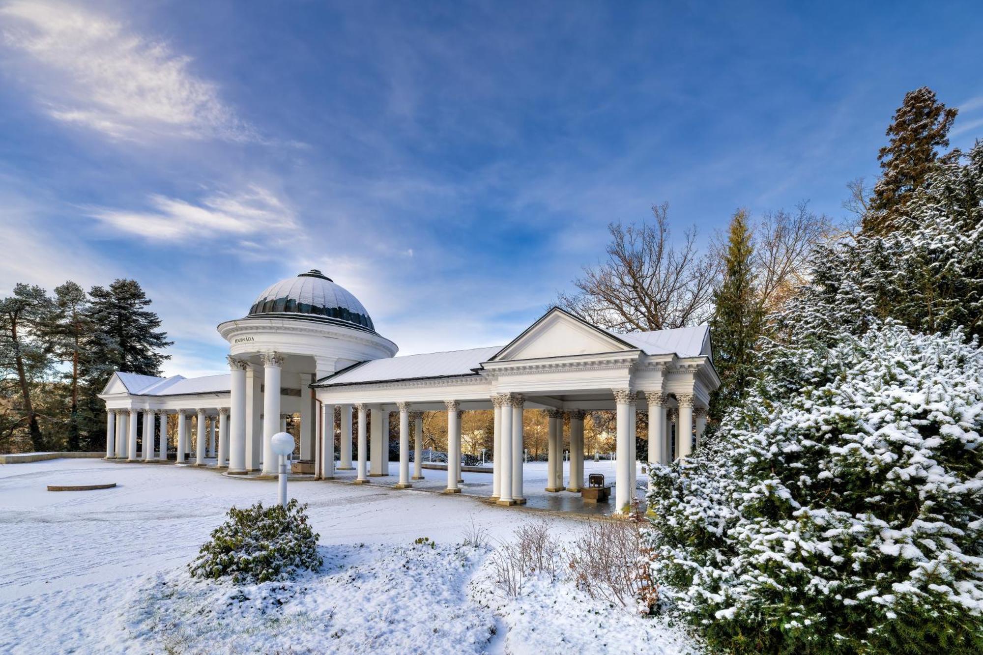 Schlosshotel Marienbad Exterior photo
